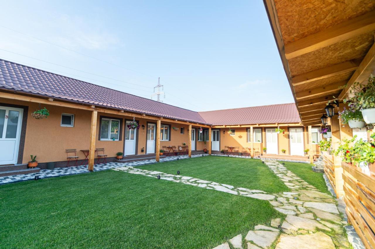 Casa Adrian Hotel Corbu  Kültér fotó